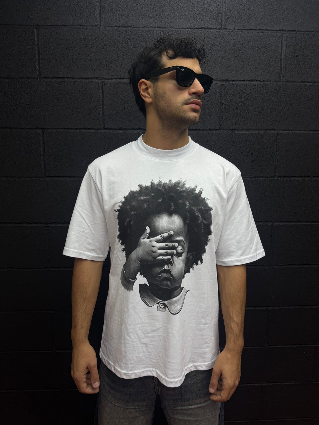 DON’T LOOK KID BIANCA