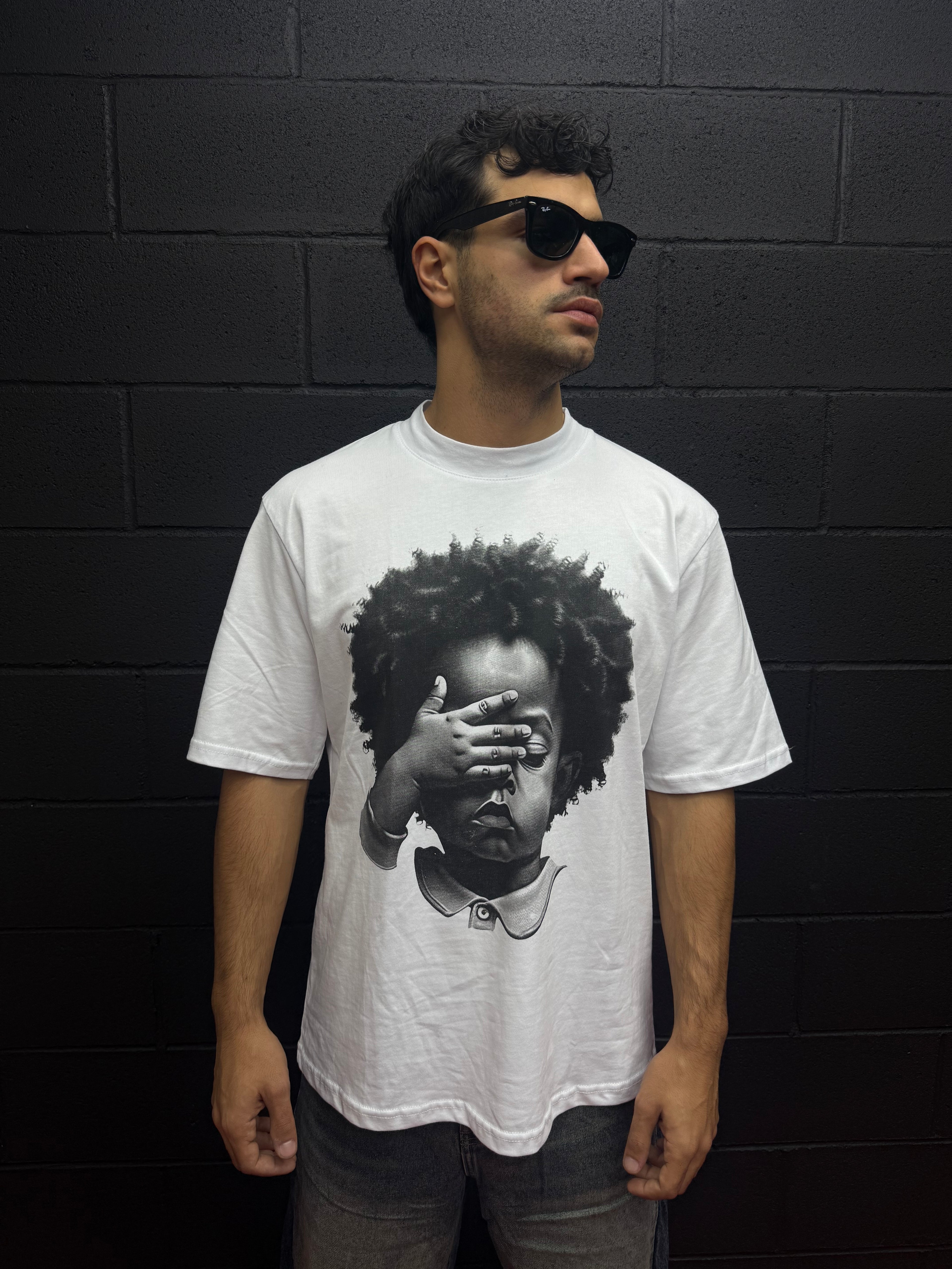 DON’T LOOK KID BIANCA