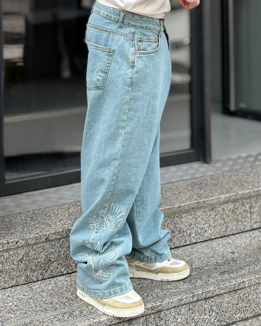 URBAN TIDE DENIM
